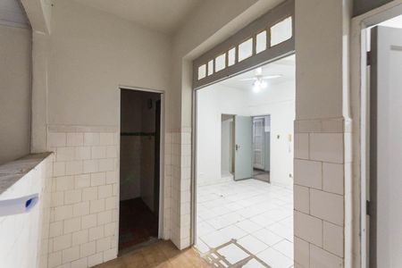 Apartamento à venda com 98m², 2 quartos e sem vagaCozinha
