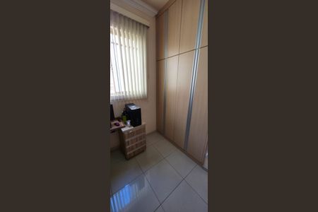 Apartamento à venda com 130m², 4 quartos e 1 vaga Apartamento à venda com 130m², 4 quartos e 1 vagaQuarto