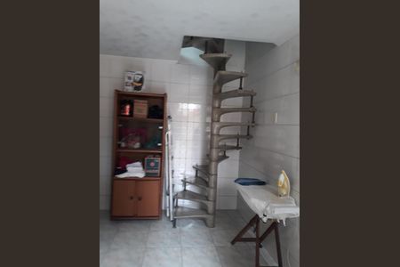 Casa à venda com 270m², 3 quartos e 2 vagas Casa à venda com 270m², 3 quartos e 2 vagasLavanderia