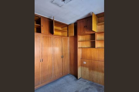 Casa à venda com 107m², 3 quartos e 2 vagas Casa à venda com 107m², 3 quartos e 2 vagasDormitório