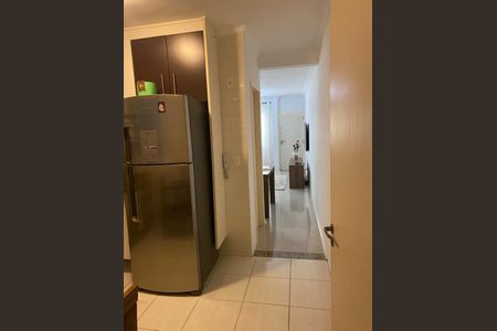Casa de condomínio à venda com 78m², 2 quartos e 2 vagas Casa de condomínio à venda com 78m², 2 quartos e 2 vagasCozinha