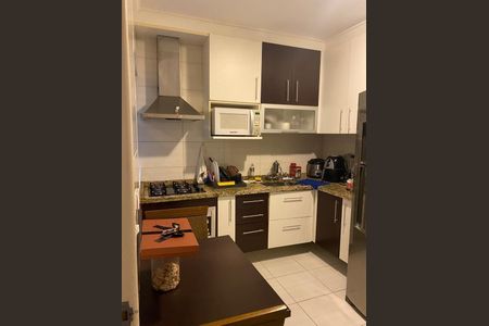 Casa de condomínio à venda com 78m², 2 quartos e 2 vagas Casa de condomínio à venda com 78m², 2 quartos e 2 vagasCozinha