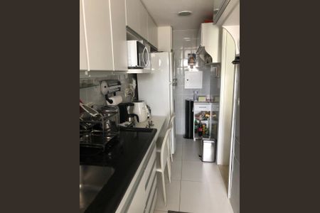 Apartamento à venda com 74m², 2 quartos e 1 vaga Apartamento à venda com 74m², 2 quartos e 1 vagaCozinha
