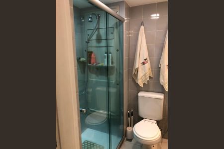 Apartamento à venda com 74m², 2 quartos e 1 vaga Apartamento à venda com 74m², 2 quartos e 1 vagaBanheiro
