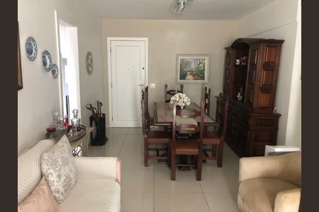 Apartamento à venda com 74m², 2 quartos e 1 vaga Apartamento à venda com 74m², 2 quartos e 1 vagaSala