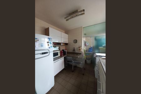 Apartamento à venda com 62m², 2 quartos e 1 vaga Apartamento à venda com 62m², 2 quartos e 1 vagaCozinha