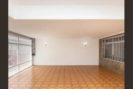 Casa à venda com 192m², 3 quartos e 2 vagas Casa à venda com 192m², 3 quartos e 2 vagasFRENTE