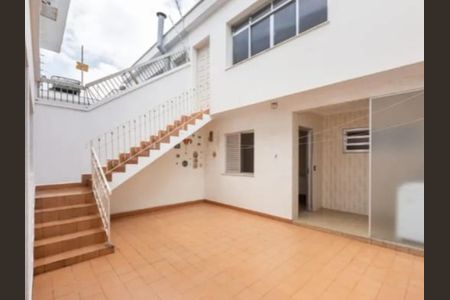 Casa à venda com 192m², 3 quartos e 2 vagas Casa à venda com 192m², 3 quartos e 2 vagasQUINTAL