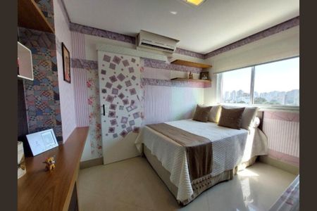 Apartamento à venda com 224m², 4 quartos e 4 vagas Apartamento à venda com 224m², 4 quartos e 4 vagasDormitório