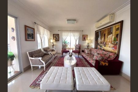 Apartamento à venda com 224m², 4 quartos e 4 vagas Apartamento à venda com 224m², 4 quartos e 4 vagasSala