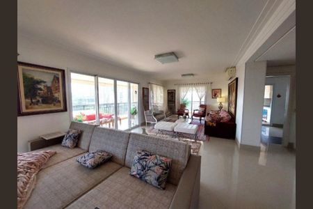 Apartamento à venda com 224m², 4 quartos e 4 vagasSala