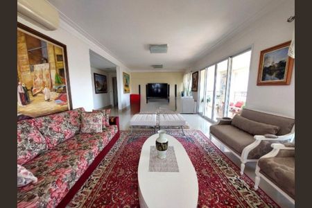 Apartamento à venda com 224m², 4 quartos e 4 vagas Apartamento à venda com 224m², 4 quartos e 4 vagasSala