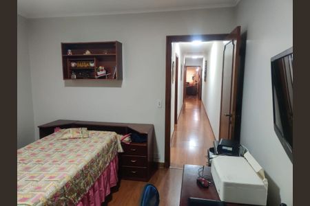 Casa à venda com 220m², 3 quartos e 4 vagas Casa à venda com 220m², 3 quartos e 4 vagasDormitório