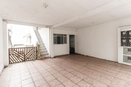 Casa à venda com 250m², 1 quarto e 2 vagas Casa à venda com 250m², 1 quarto e 2 vagasGaragem