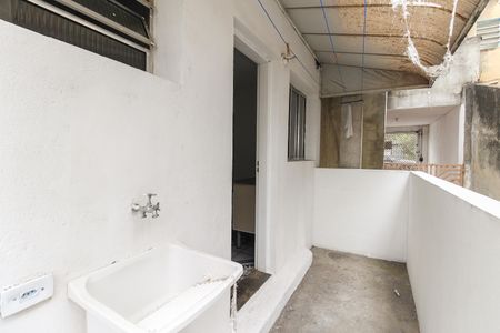 Casa à venda com 250m², 1 quarto e 2 vagas Casa à venda com 250m², 1 quarto e 2 vagasÁrea de Serviço