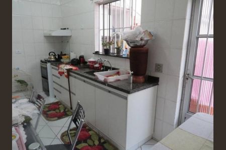 Casa à venda com 80m², 2 quartos e 1 vaga Casa à venda com 80m², 2 quartos e 1 vagaCozinha