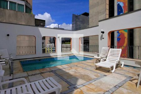 Studio para alugar com 29m², 1 quarto e 1 vaga Studio para alugar com 29m², 1 quarto e 1 vagaÁrea comum - Piscina