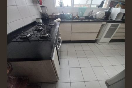 Apartamento à venda com 155m², 3 quartos e 3 vagas Apartamento à venda com 155m², 3 quartos e 3 vagasCozinha