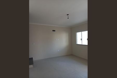 Casa à venda com 82m², 2 quartos e 2 vagas Casa à venda com 82m², 2 quartos e 2 vagasSala