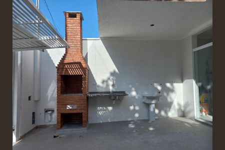 Casa à venda com 82m², 2 quartos e 2 vagas Casa à venda com 82m², 2 quartos e 2 vagasChurrasqueira