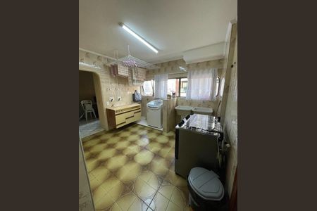 Apartamento à venda com 298m², 4 quartos e 3 vagasCozinha