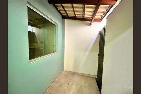 Apartamento à venda com 60m², 2 quartos e 1 vaga