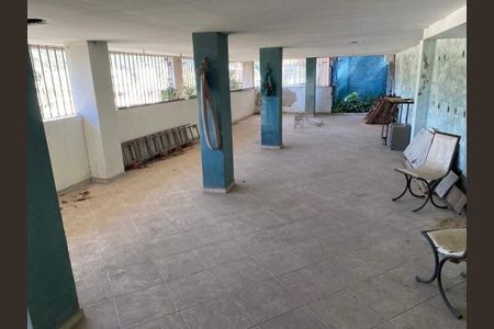 Casa à venda com 349m², 4 quartos e 1 vaga