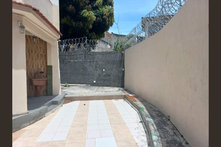 Casa à venda com 139m², 3 quartos e 1 vaga