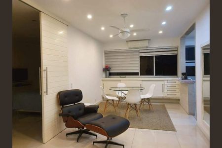 Apartamento à venda com 50m², 1 quarto e sem vaga