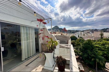 Apartamento à venda com 450m², 6 quartos e sem vaga Apartamento à venda com 450m², 6 quartos e sem vagaCobertura 2