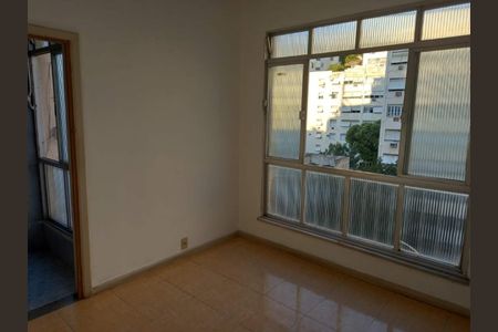 Apartamento à venda com 35m², 1 quarto e sem vaga