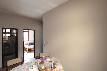 Casa à venda com 249m², 3 quartos e 4 vagasCopa