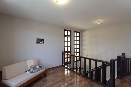 Casa à venda com 249m², 3 quartos e 4 vagasSala