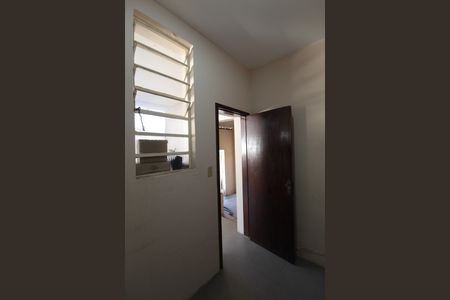 Casa à venda com 249m², 3 quartos e 4 vagasLavanderia
