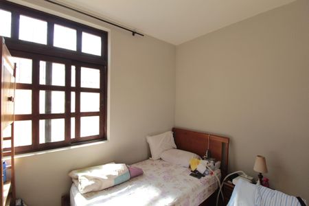 Casa à venda com 249m², 3 quartos e 4 vagasQuarto