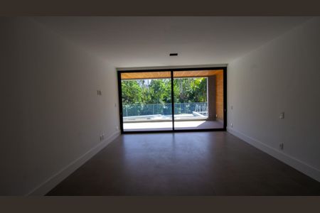 Casa à venda com 330m², 5 quartos e 2 vagas Casa à venda com 330m², 5 quartos e 2 vagasSuíte 1