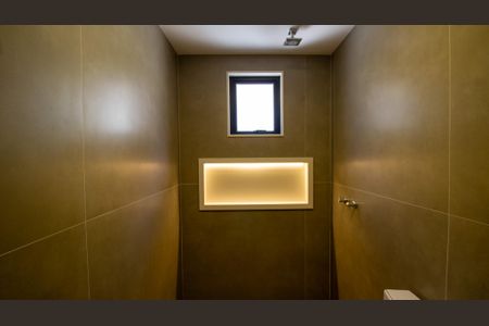 Casa à venda com 330m², 5 quartos e 2 vagas Casa à venda com 330m², 5 quartos e 2 vagasBanheiro da Suíte 2