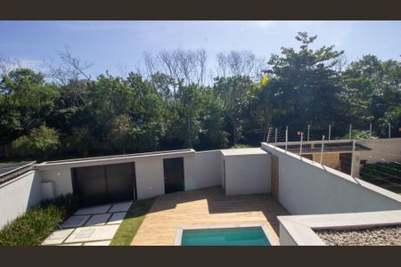 Casa à venda com 330m², 5 quartos e 2 vagas Casa à venda com 330m², 5 quartos e 2 vagasSacada da Suíte 1 e 2