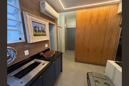 Apartamento à venda com 140m², 3 quartos e 1 vaga