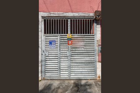 Casa à venda com 440m², 4 quartos e 5 vagas Casa à venda com 440m², 4 quartos e 5 vagasplaca instalada em 04/07/2025 com o código GPZI-30