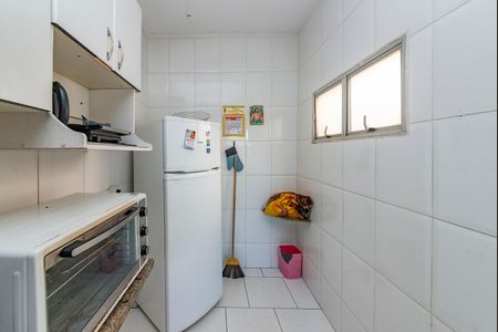 Casa à venda com 440m², 4 quartos e 5 vagas Casa à venda com 440m², 4 quartos e 5 vagasCozinha