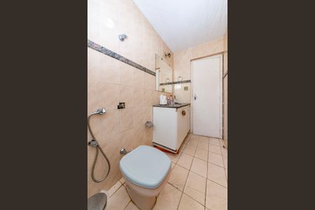 Casa à venda com 440m², 4 quartos e 5 vagas Casa à venda com 440m², 4 quartos e 5 vagasBanheiro da Suíte