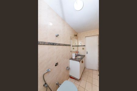 Casa à venda com 440m², 4 quartos e 5 vagas Casa à venda com 440m², 4 quartos e 5 vagasBanheiro da Suíte