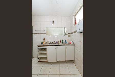 Casa à venda com 440m², 4 quartos e 5 vagas Casa à venda com 440m², 4 quartos e 5 vagasBanheiro Social