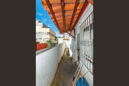 Casa à venda com 440m², 4 quartos e 5 vagas Casa à venda com 440m², 4 quartos e 5 vagasÁrea de Serviço