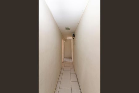 Casa à venda com 440m², 4 quartos e 5 vagas Casa à venda com 440m², 4 quartos e 5 vagasCorredor