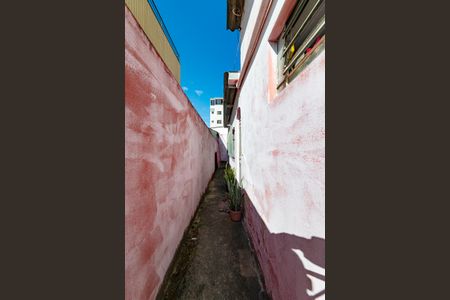 Casa à venda com 440m², 4 quartos e 5 vagas Casa à venda com 440m², 4 quartos e 5 vagasCasa 2