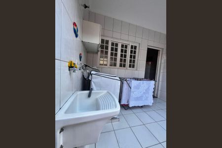 Casa para alugar com 196m², 3 quartos e 1 vaga Casa para alugar com 196m², 3 quartos e 1 vagaÁrea de Serviço