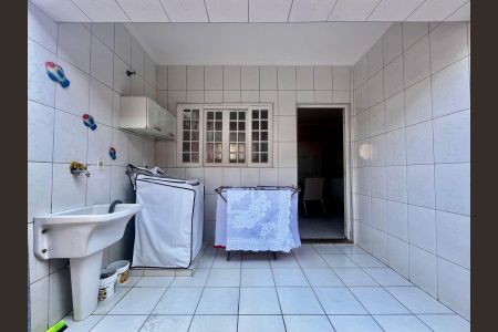 Casa para alugar com 196m², 3 quartos e 1 vaga Casa para alugar com 196m², 3 quartos e 1 vagaÁrea de Serviço