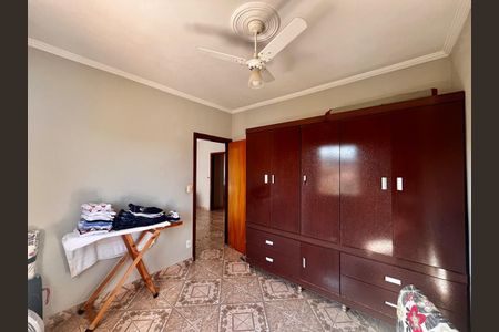 Casa para alugar com 196m², 3 quartos e 1 vaga Casa para alugar com 196m², 3 quartos e 1 vagaQuarto 1